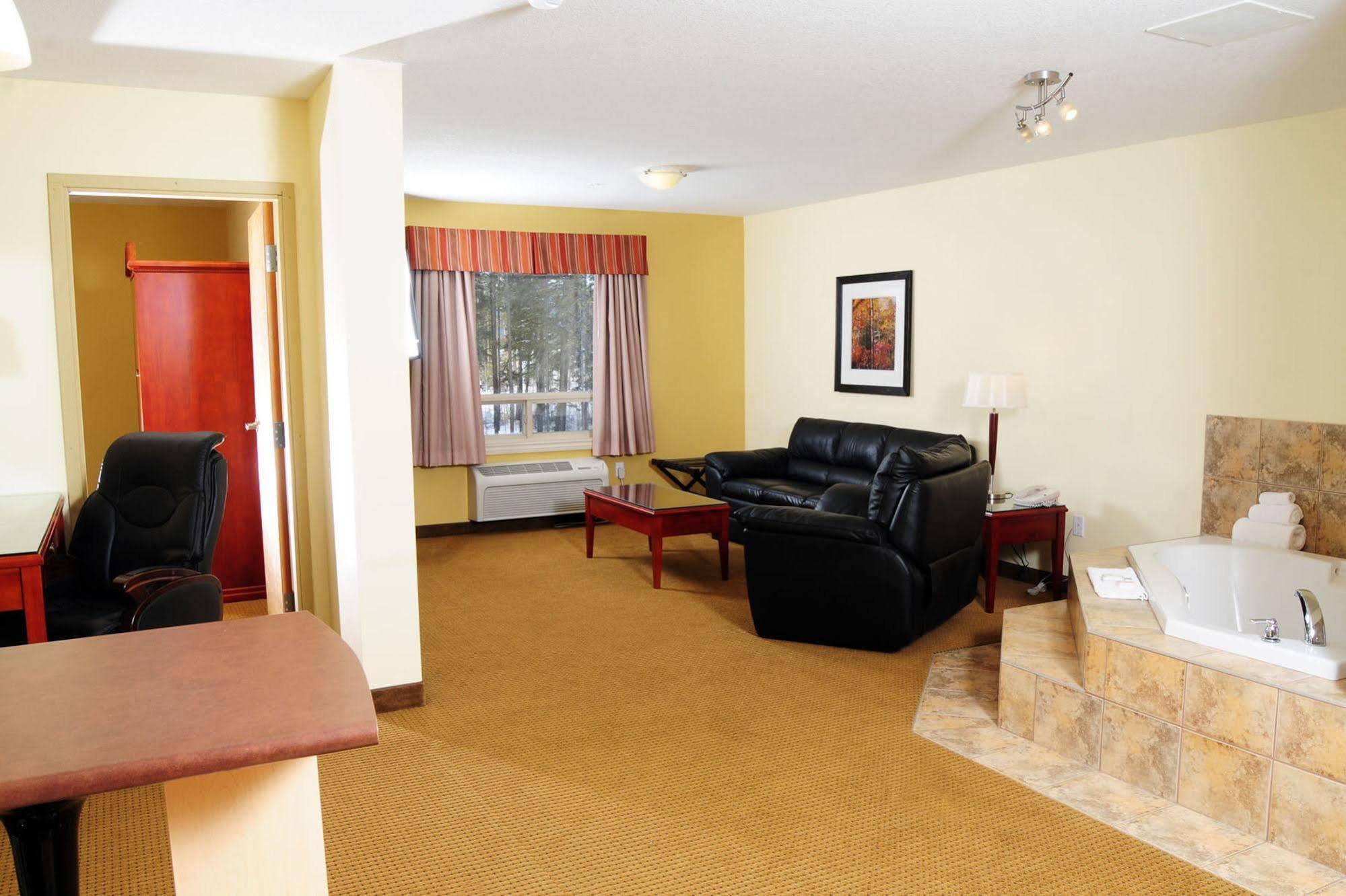 Trend Mountain Hotel & Conference Centre Tumbler Ridge 部屋 写真