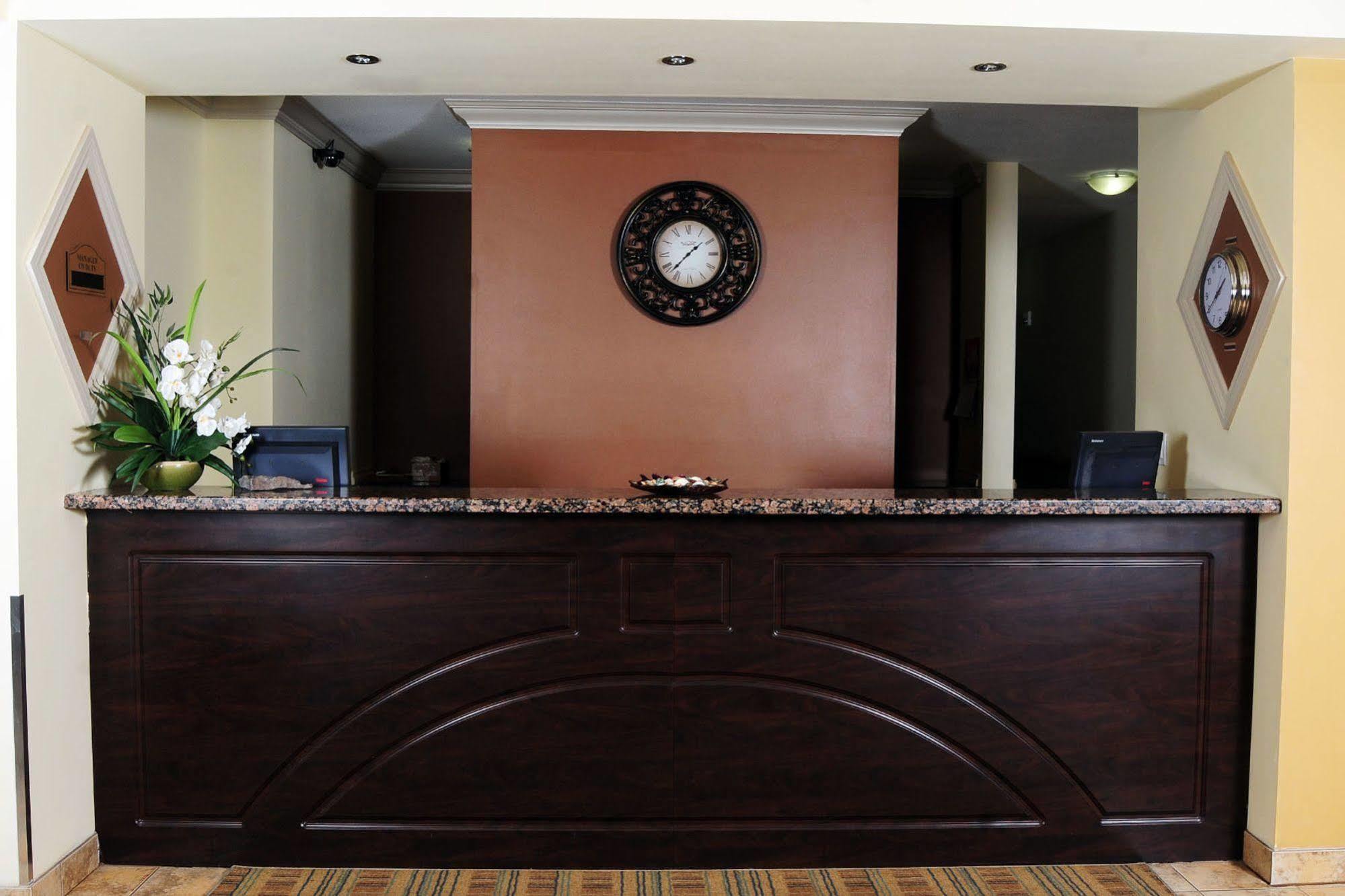 Trend Mountain Hotel & Conference Centre Tumbler Ridge インテリア 写真